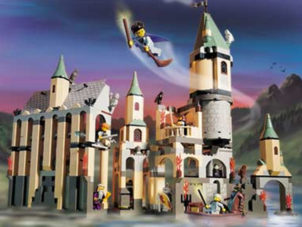 Hogwarts Castle (4709) — Harry Potter Fan Zone