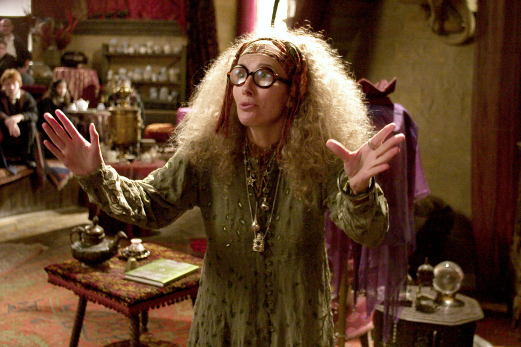 Professor Trelawney and the third years — Harry Potter Fan Zone